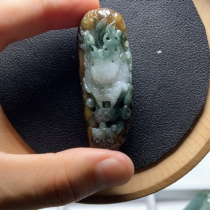 翡翠未镶嵌颈饰翡翠a货