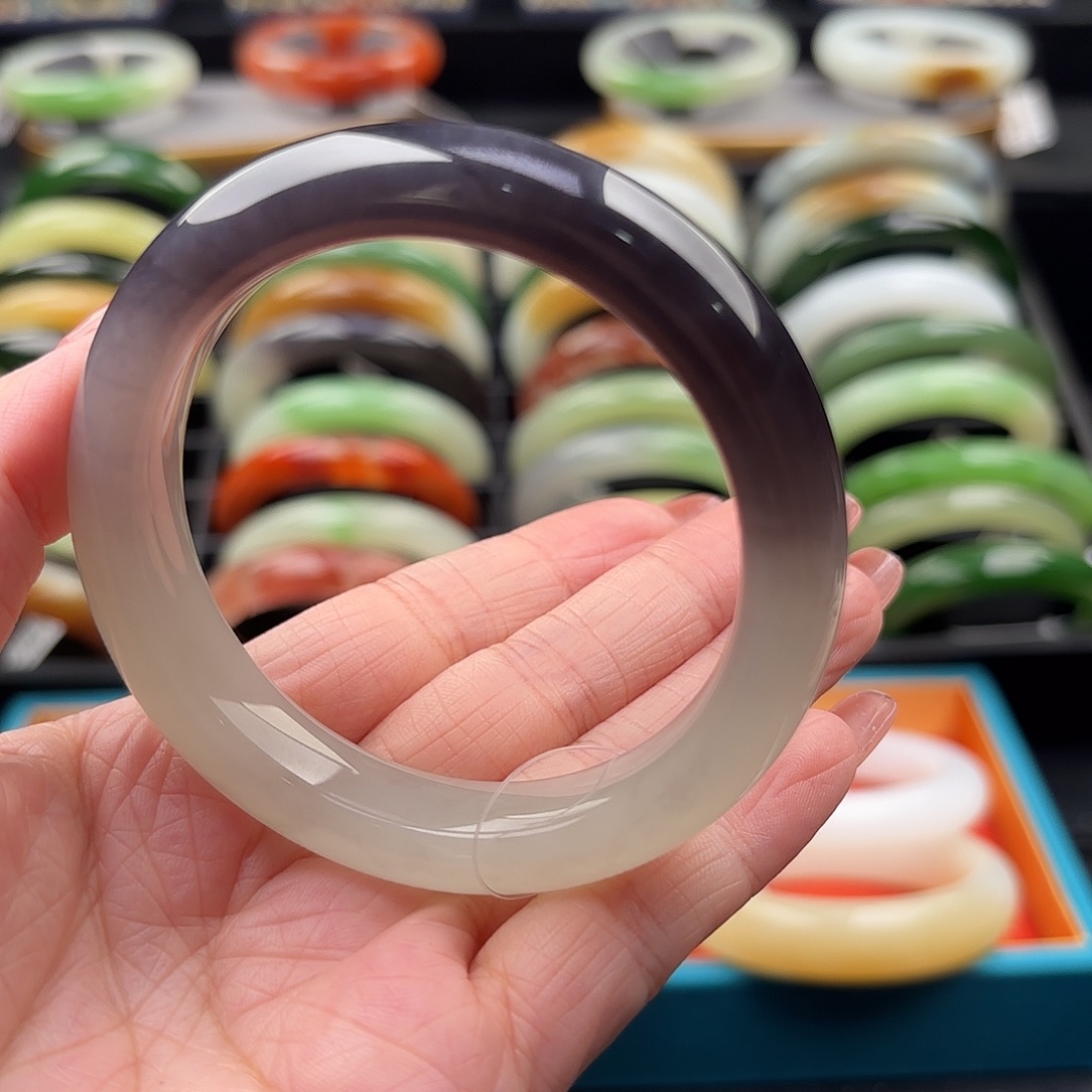 和田玉未镶嵌手镯紫白半山水55.7