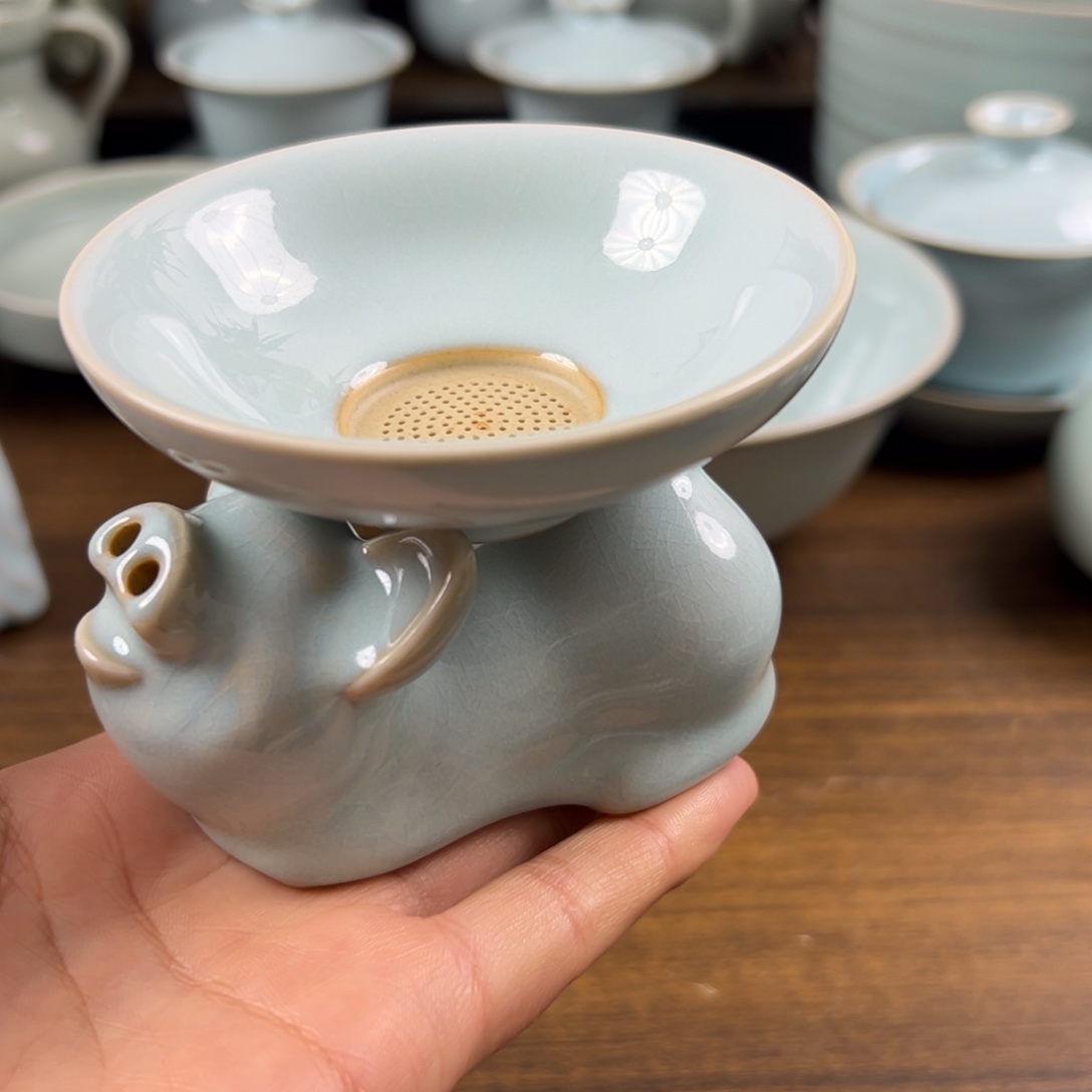 瓷摆件天青釉水茶漏