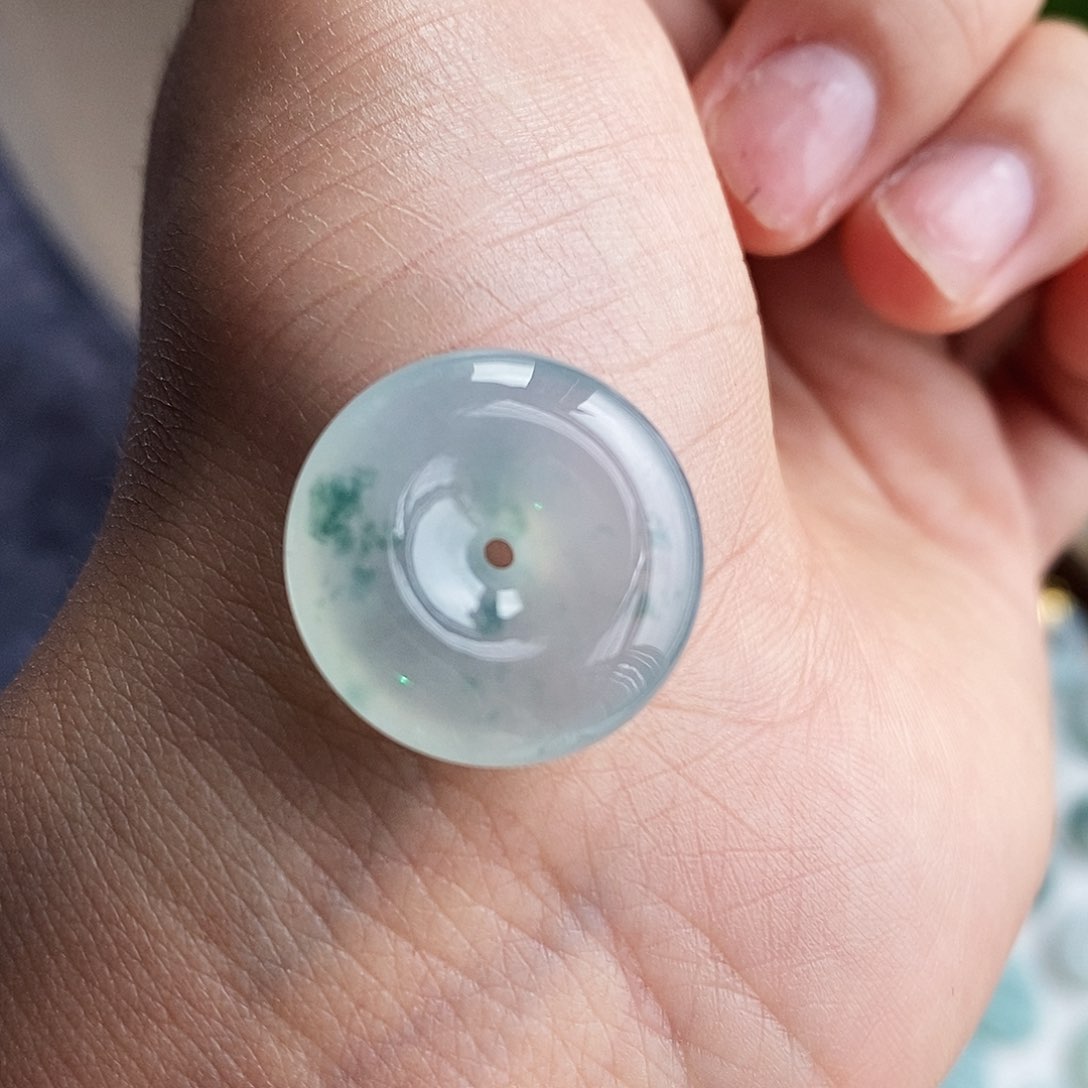 翡翠未镶嵌颈饰翡翠首饰