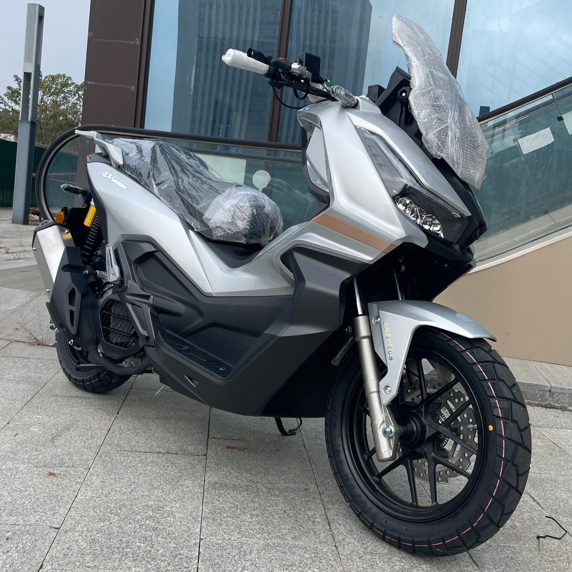 （大锭）ADV150踏板摩托车国四可以上牌 