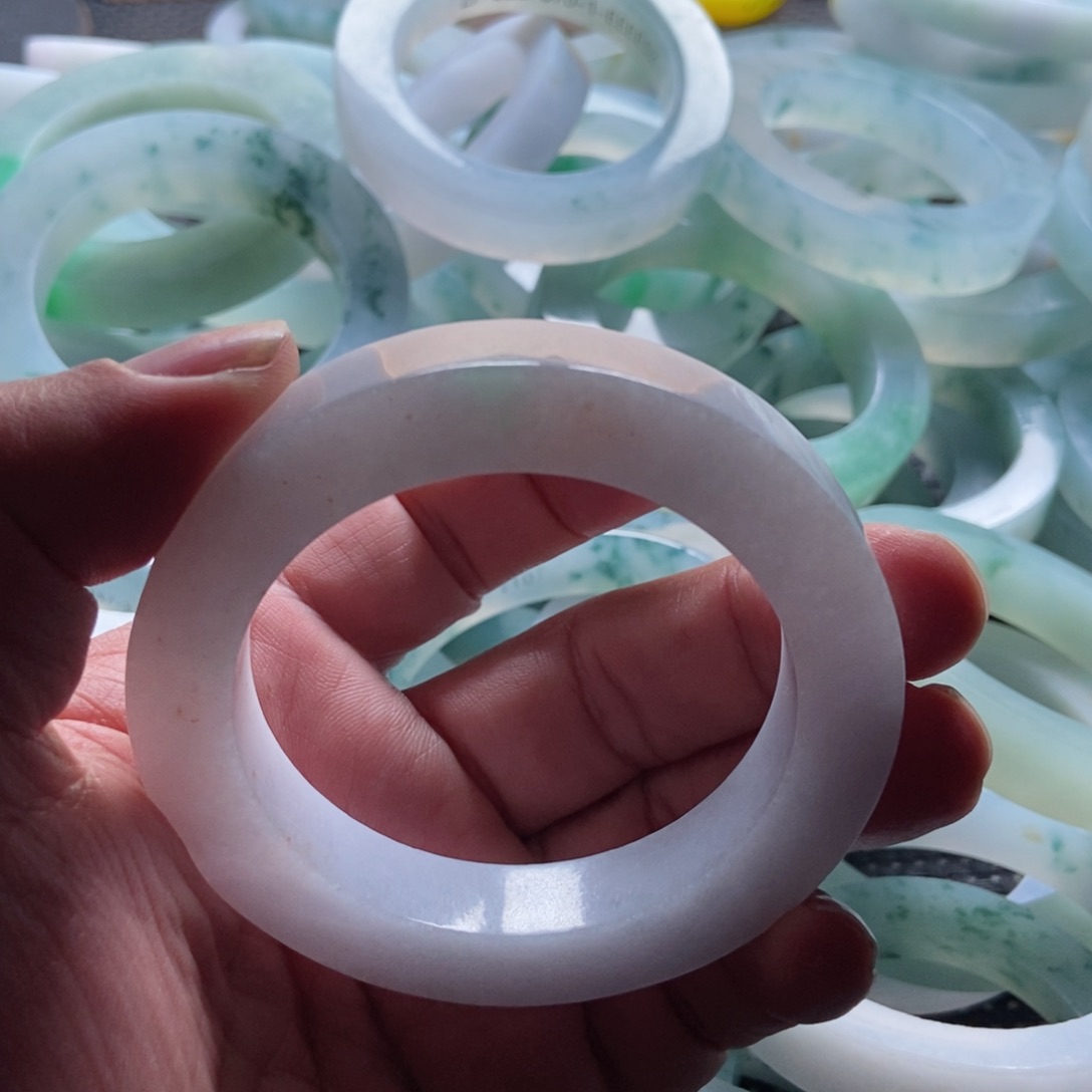定制翡翠A货缅甸翡翠手镯未镶嵌