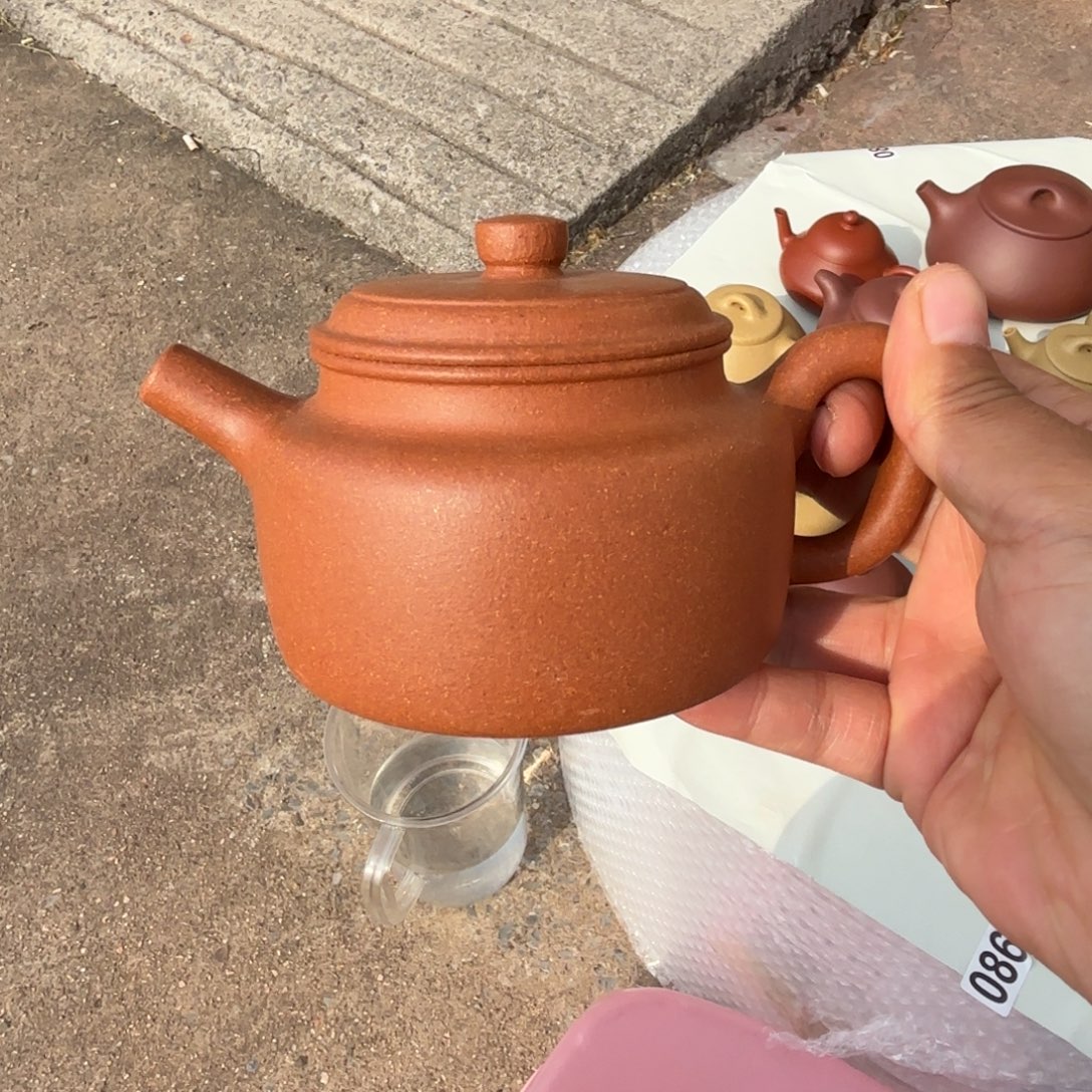 紫砂茶壶黄降坡德钟230cc封釉