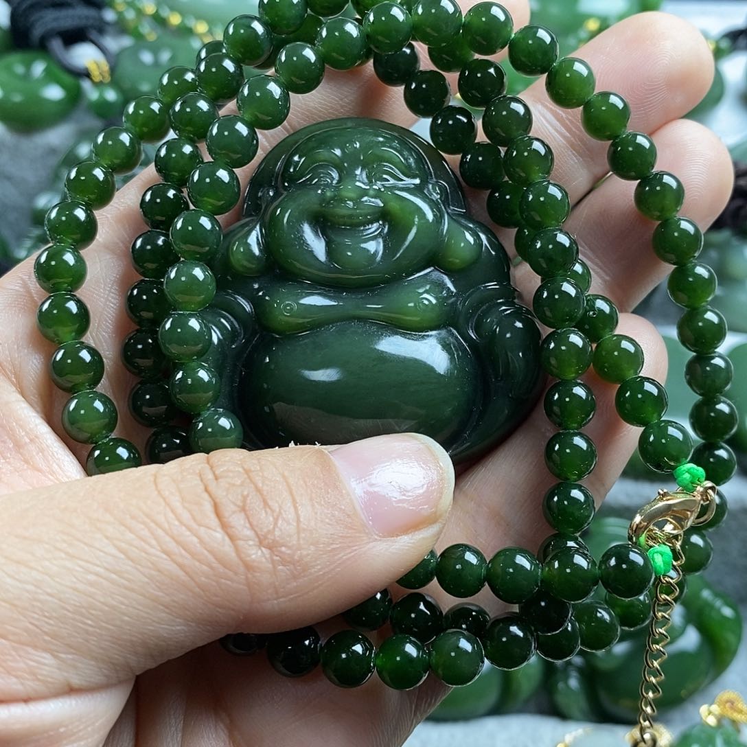 和田玉（碧玉）未镶嵌颈饰