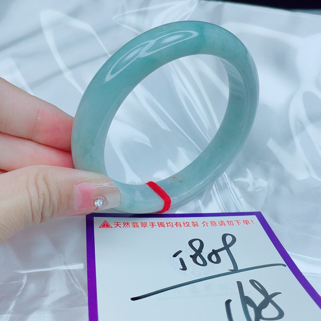 翡翠未镶嵌手镯翡翠
