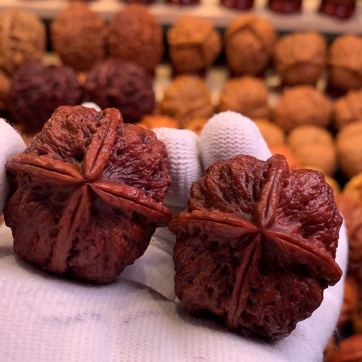 文玩核桃吊坠37哦哦哦哦