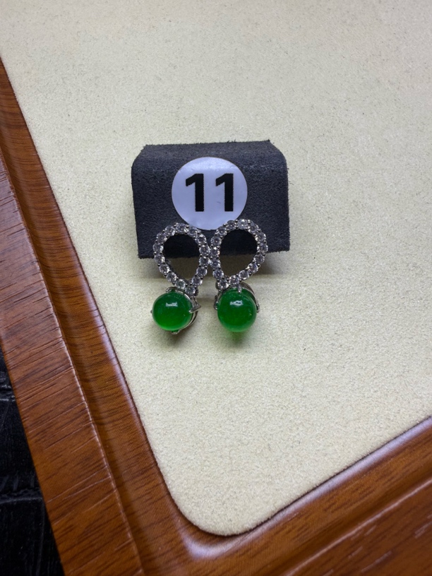 天然缅甸翡翠A货耳饰 11