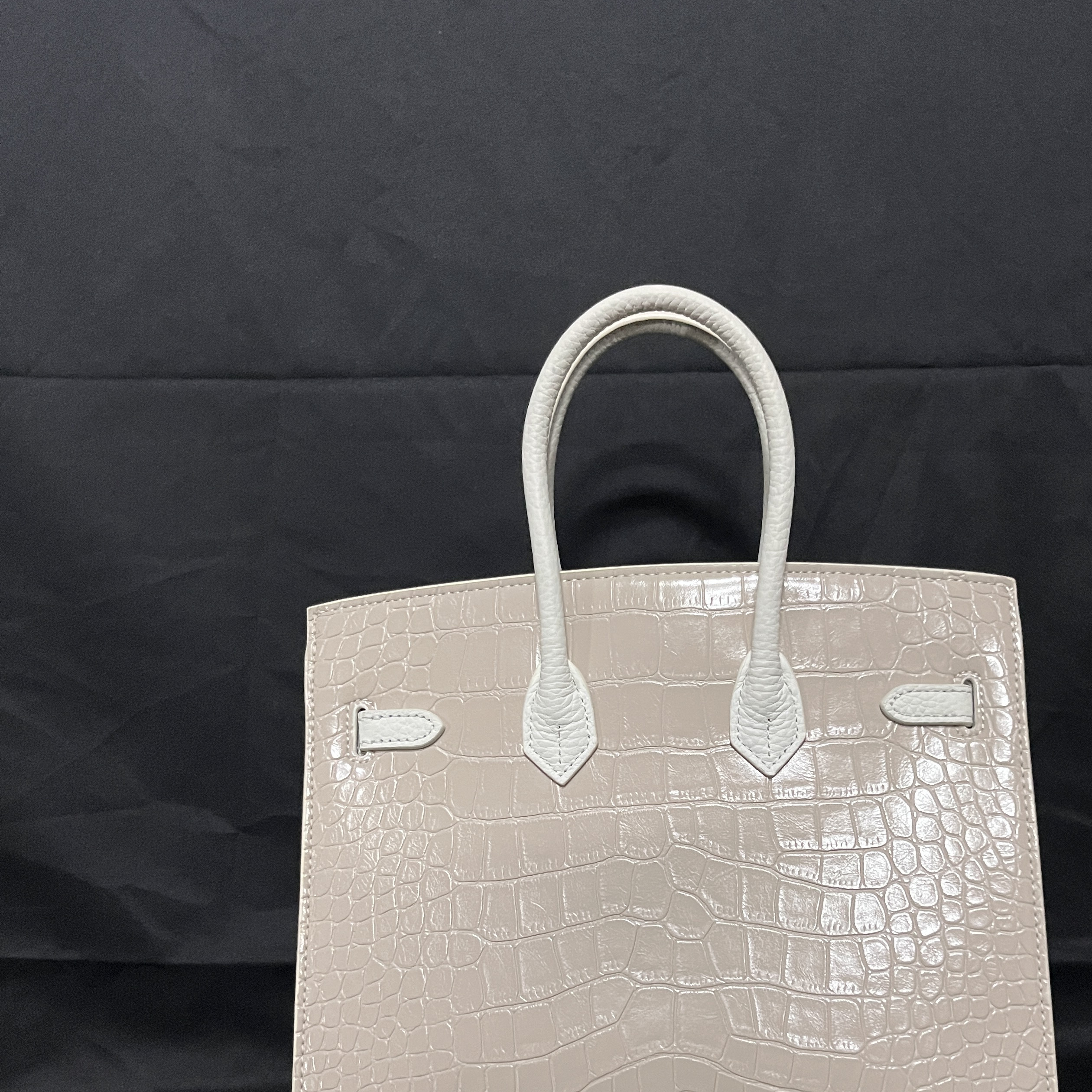 LQ-WITH-QUEEN真皮女包双手提拼皮鳄鱼纹白色 10256