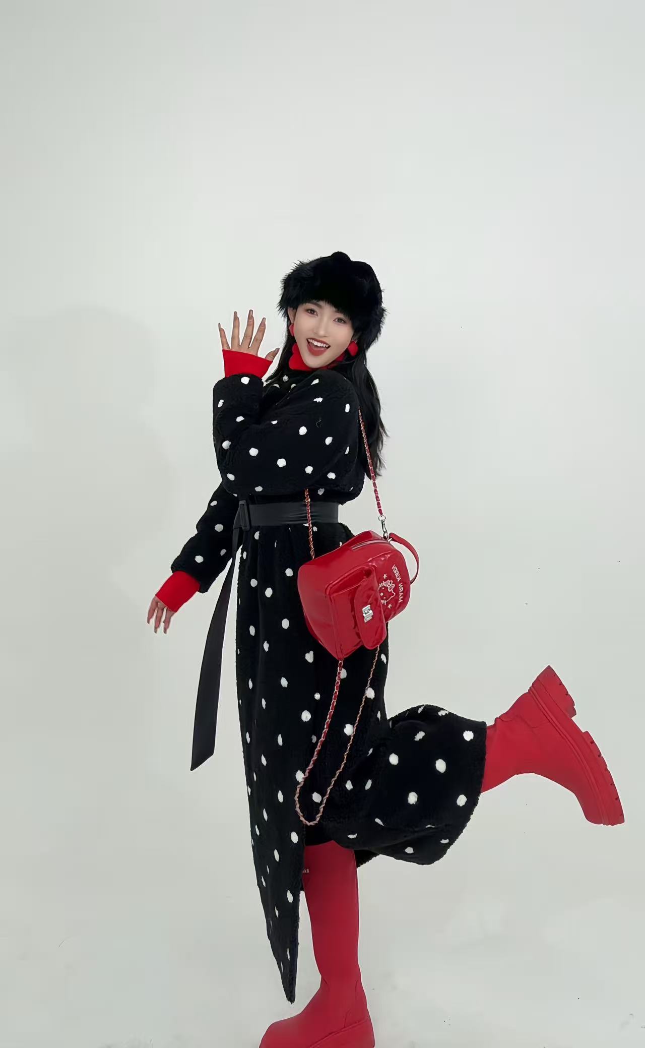 【蒙安娜】D060- 民族风氛围感波点刺绣棉袍  民族风原创设计