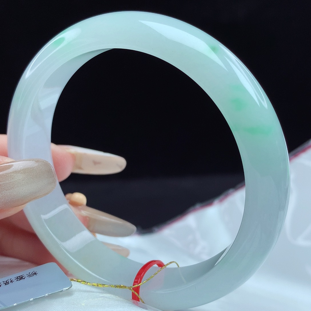 翡翠手镯未镶嵌55圈0412