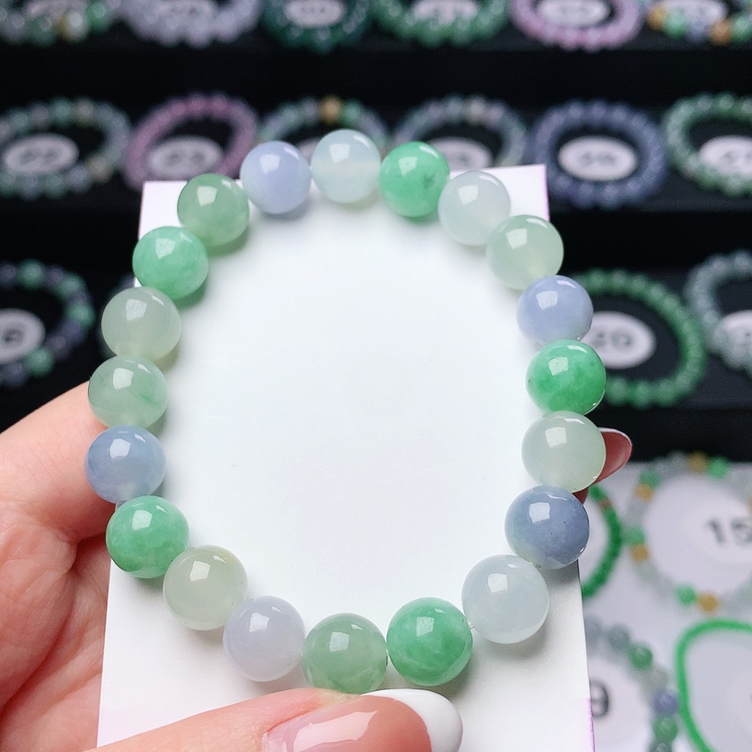 翡翠手链未镶嵌翡翠