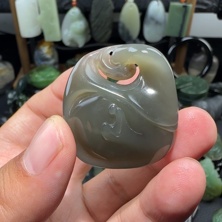 未镶嵌和田玉挂件