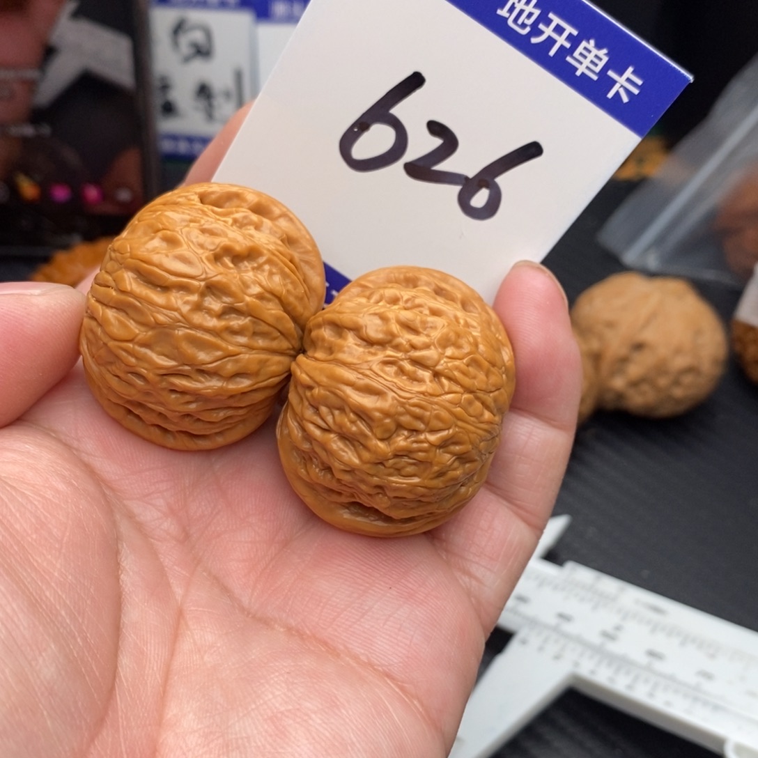 桃核把件铁锤妹妹37monom