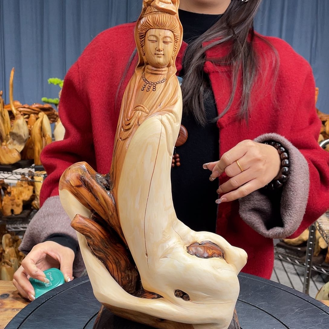 柏木（崖柏）随型艺术根雕