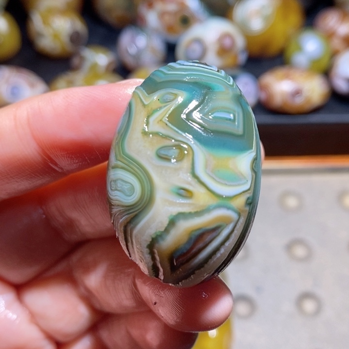 未镶嵌玛瑙/玉髓珠宝半成品188