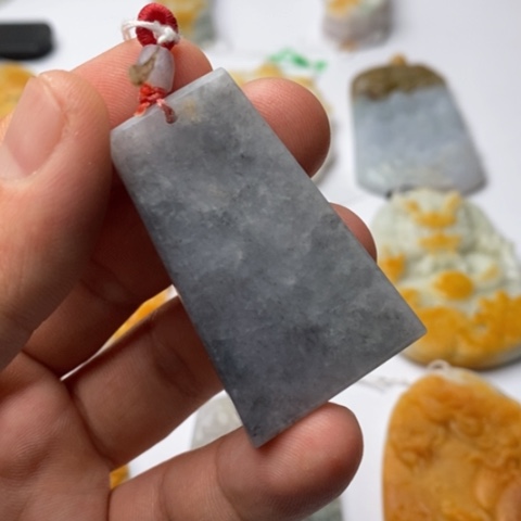 定制翡翠未镶嵌翡翠