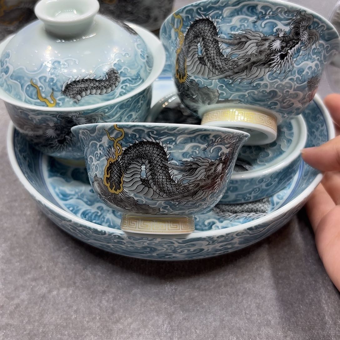 景德镇市和上海浦东