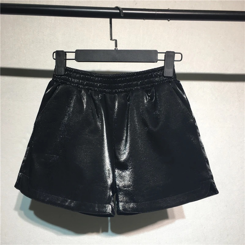 原版百搭显瘦显腿长松紧透气不粘毛两边开叉短裤