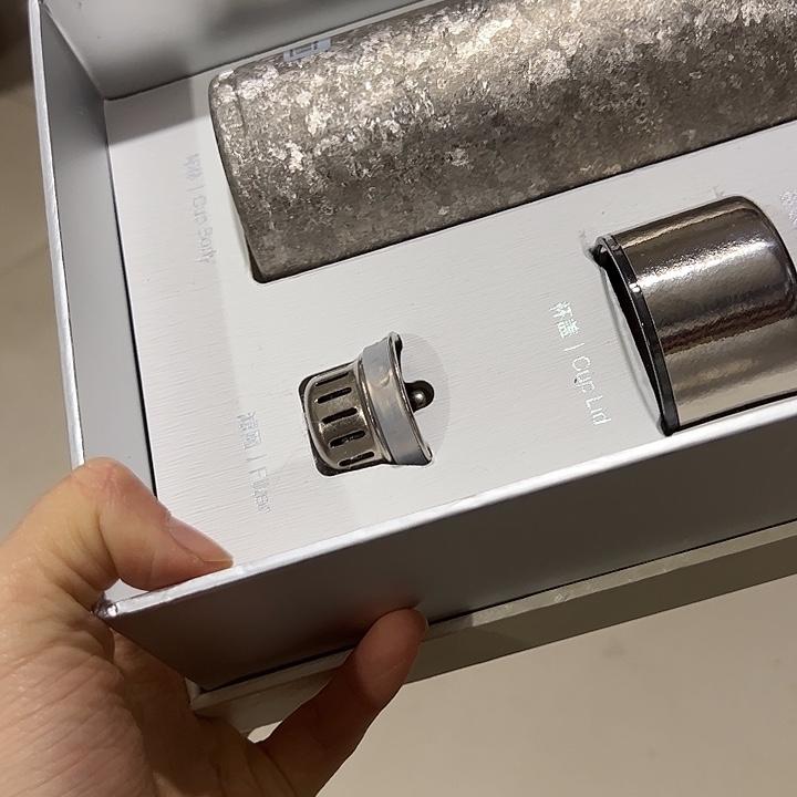 傲***寒匡迪纯钛保温杯3203205968白色