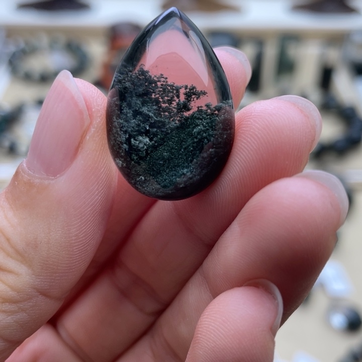 颈饰未镶嵌水晶绿幽灵聚宝盆水滴吊坠
