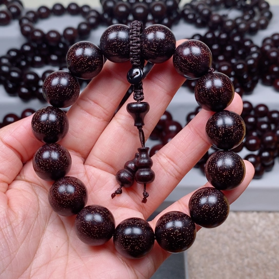 檀香紫檀（小叶紫檀）区*1.5