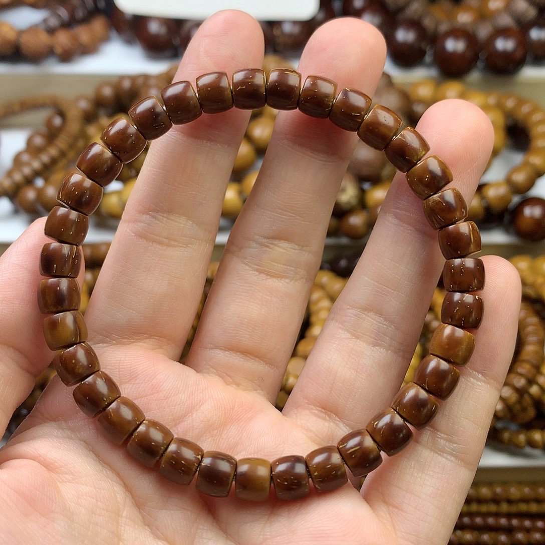 【闪购商品】紫金鼠吊坠?****泡7*6纯肉弧切