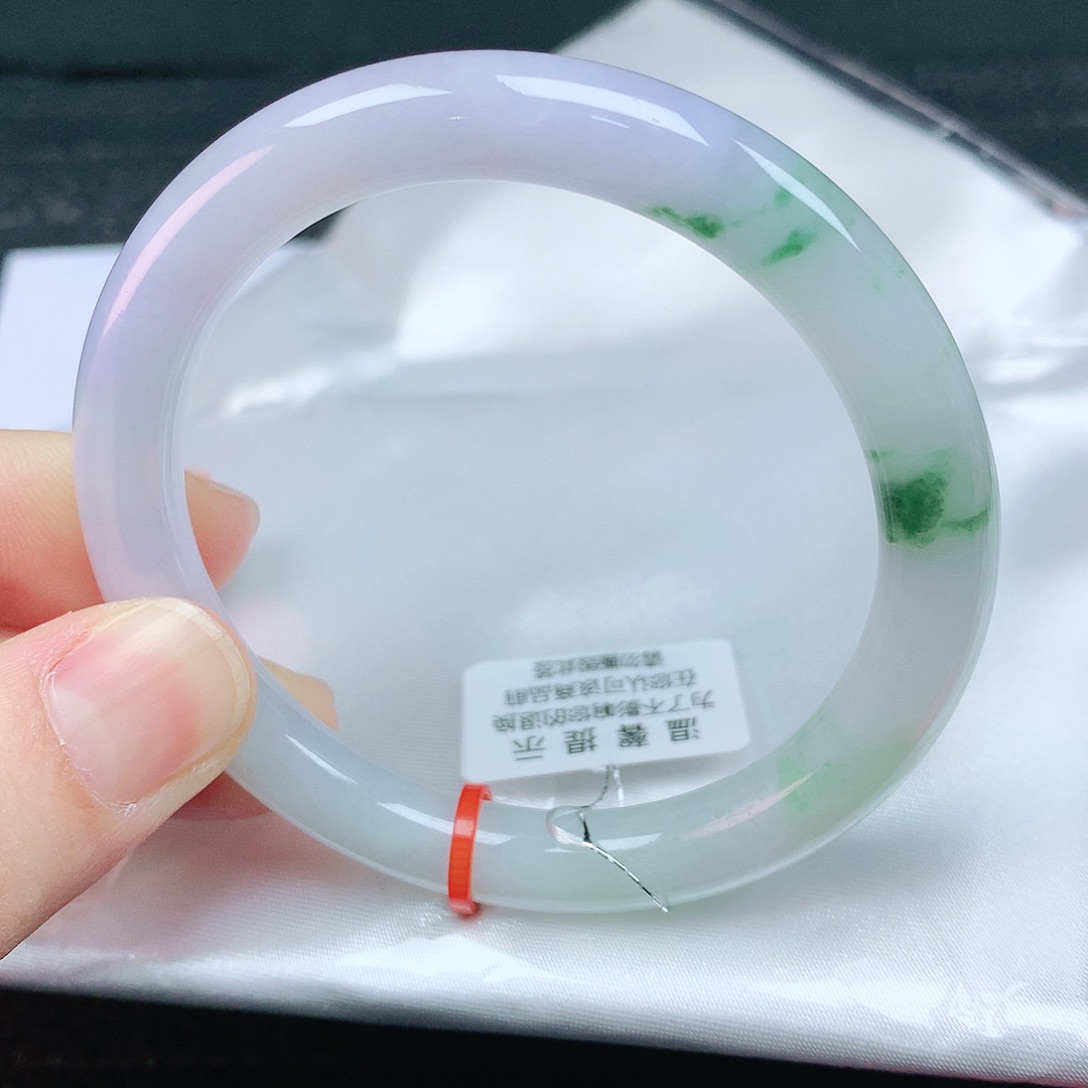 翡翠手镯未镶嵌53圆