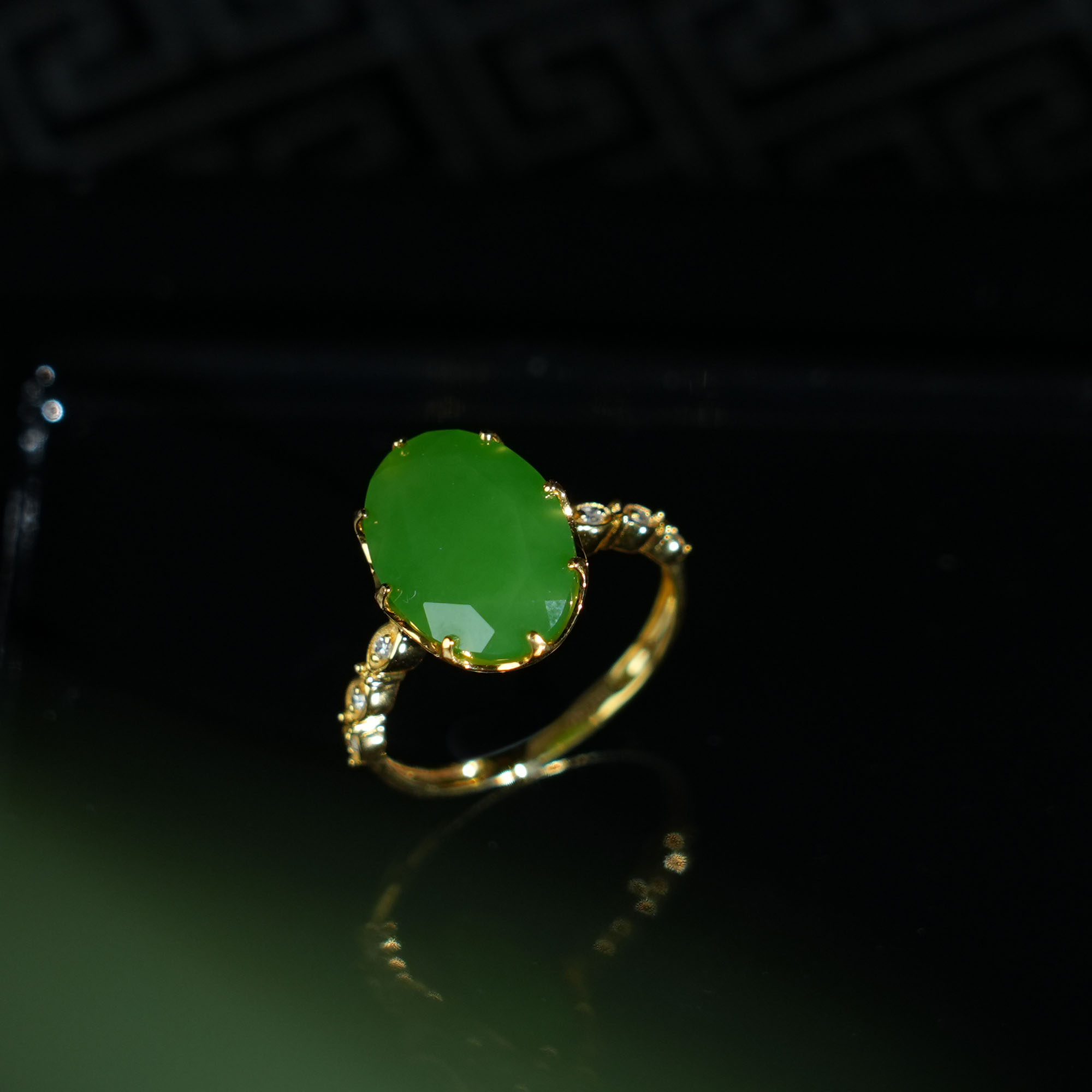 V姐|稀缺|和田玉高色苹果绿戒指 18K-HL122359