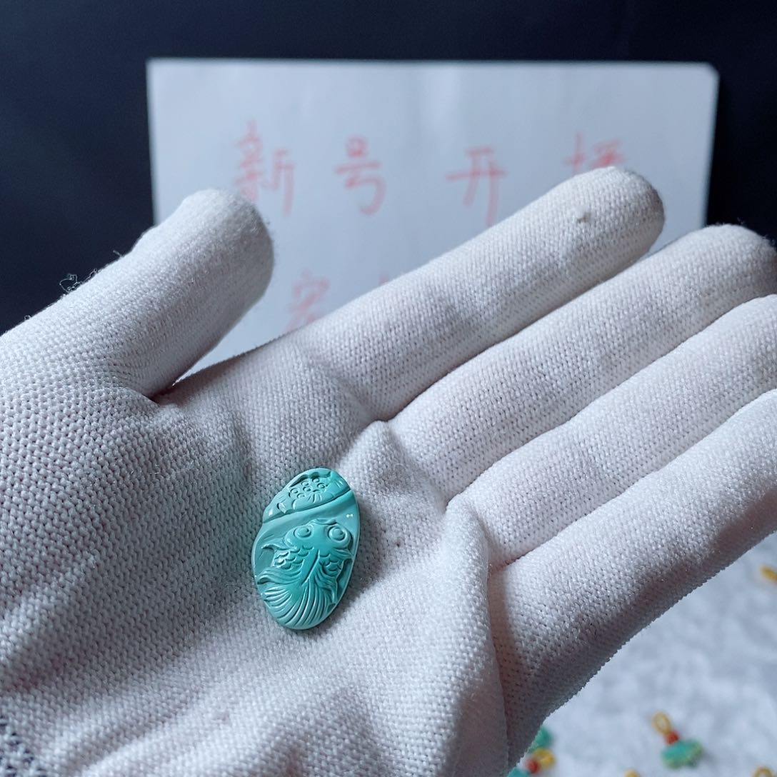 绿松石颈饰未镶嵌