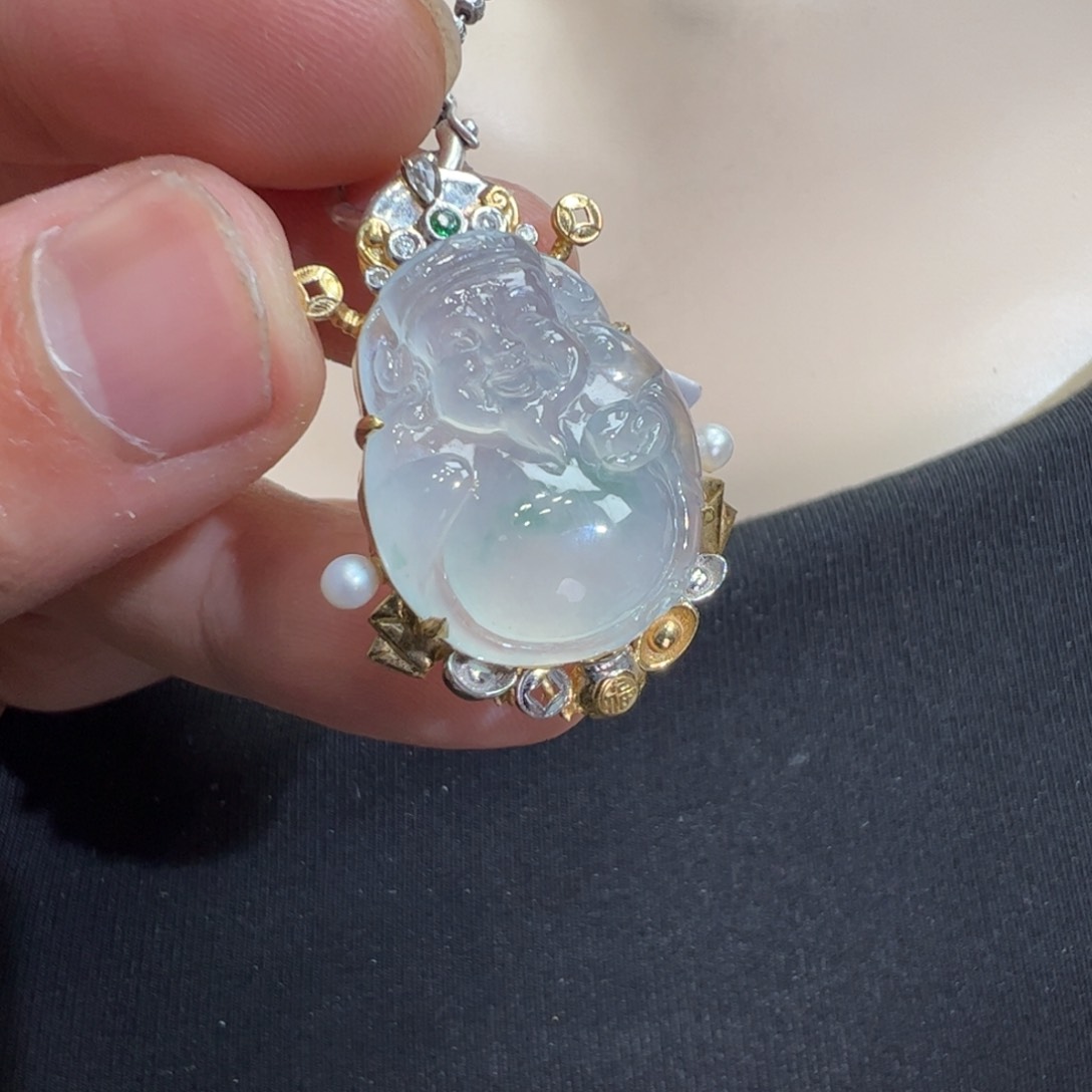 翡翠吊坠(不含链)18K金镶嵌