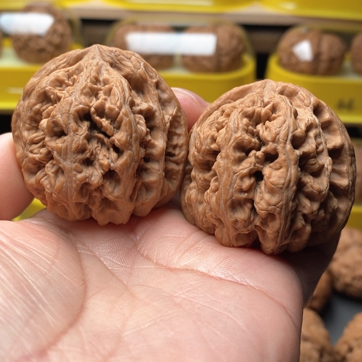 文玩核桃把件大粗筋