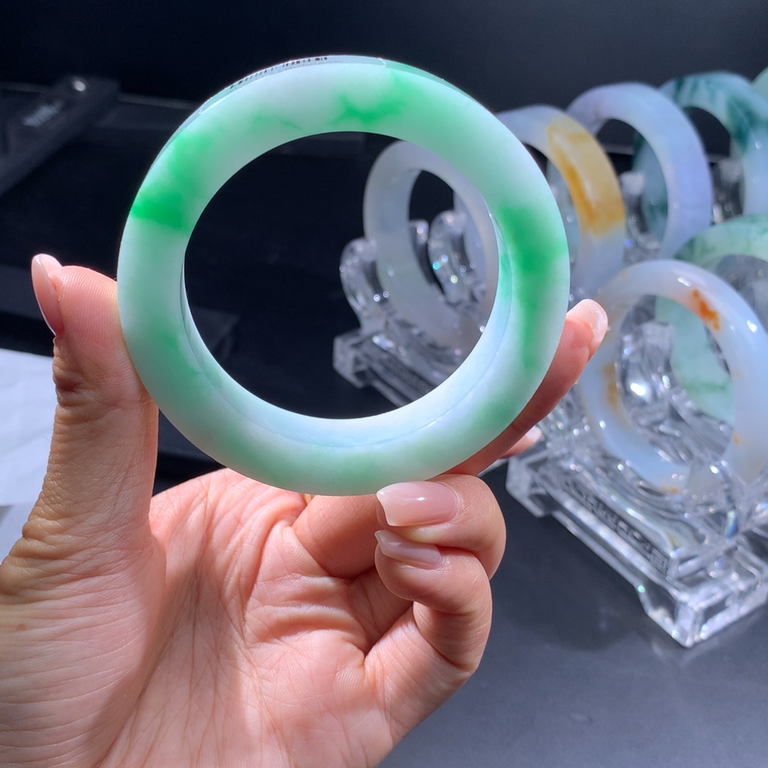 定制翡翠翡翠手镯未镶嵌