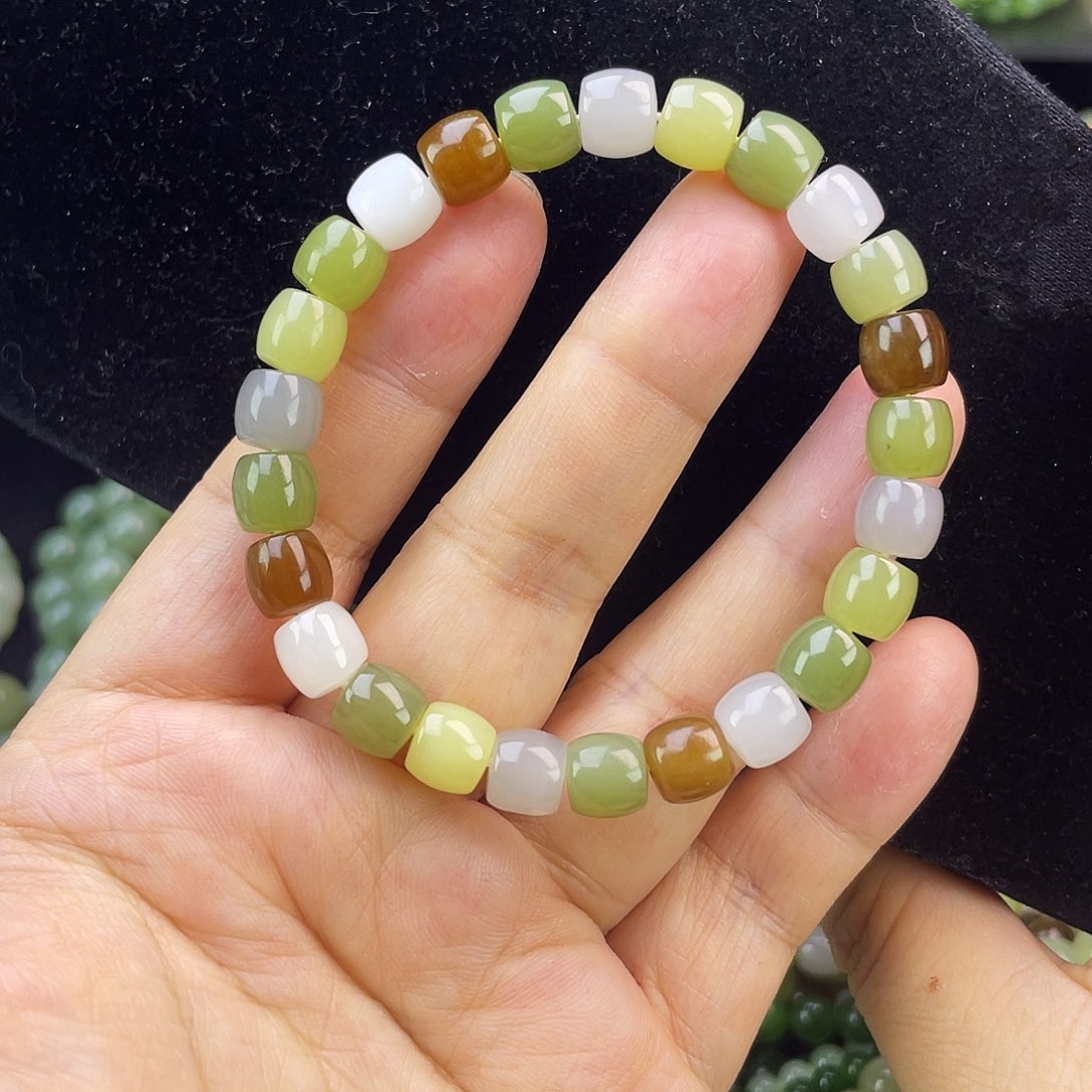 和田玉未镶嵌手链