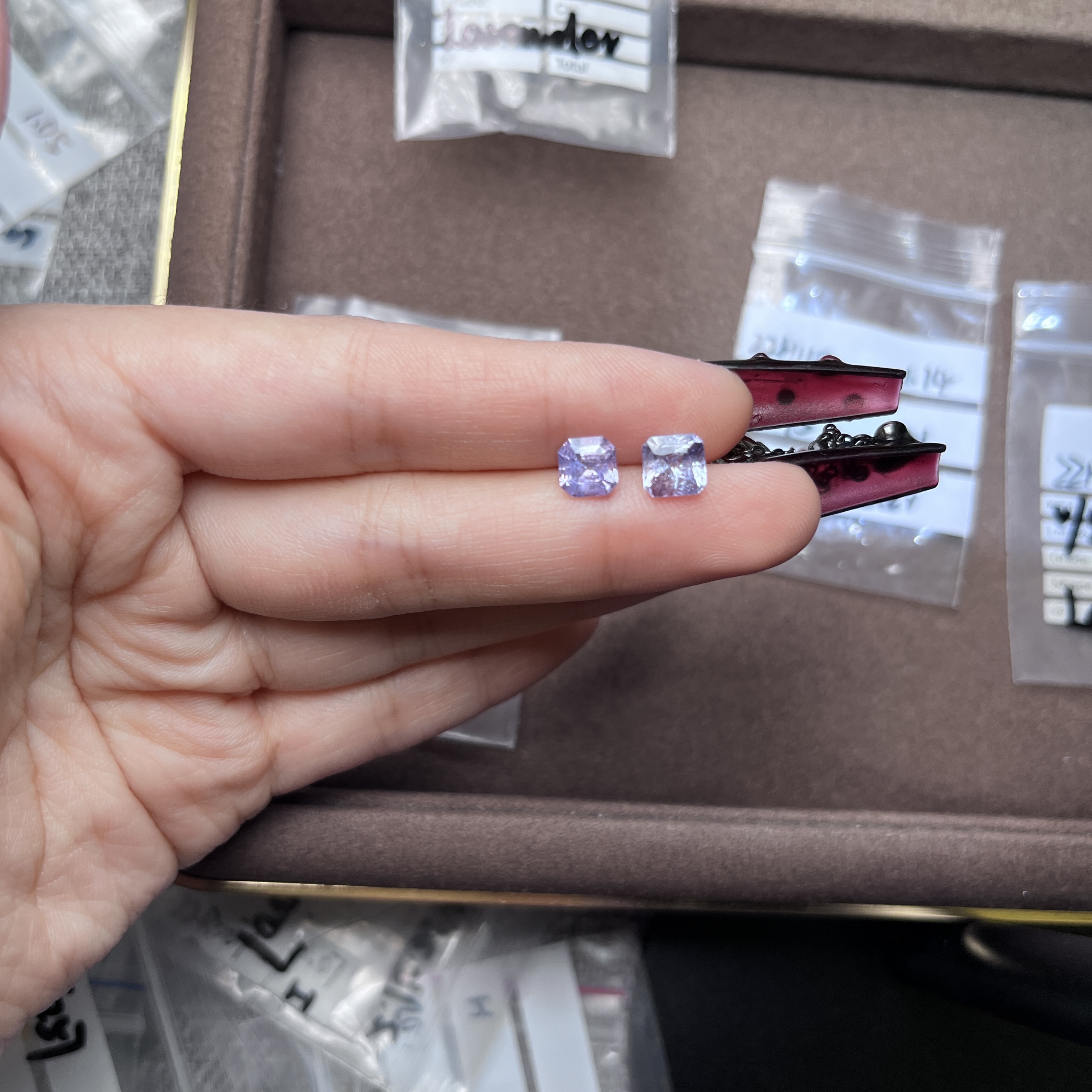 22H110 有烧紫色蓝宝石 配对 2.73克拉