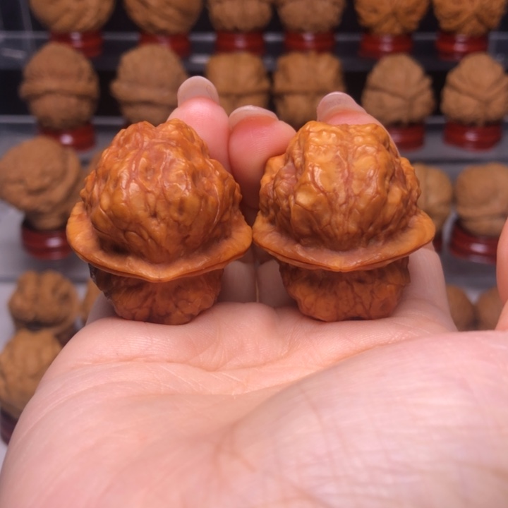 文玩核桃吊坠今**悔48至尊妖蟾