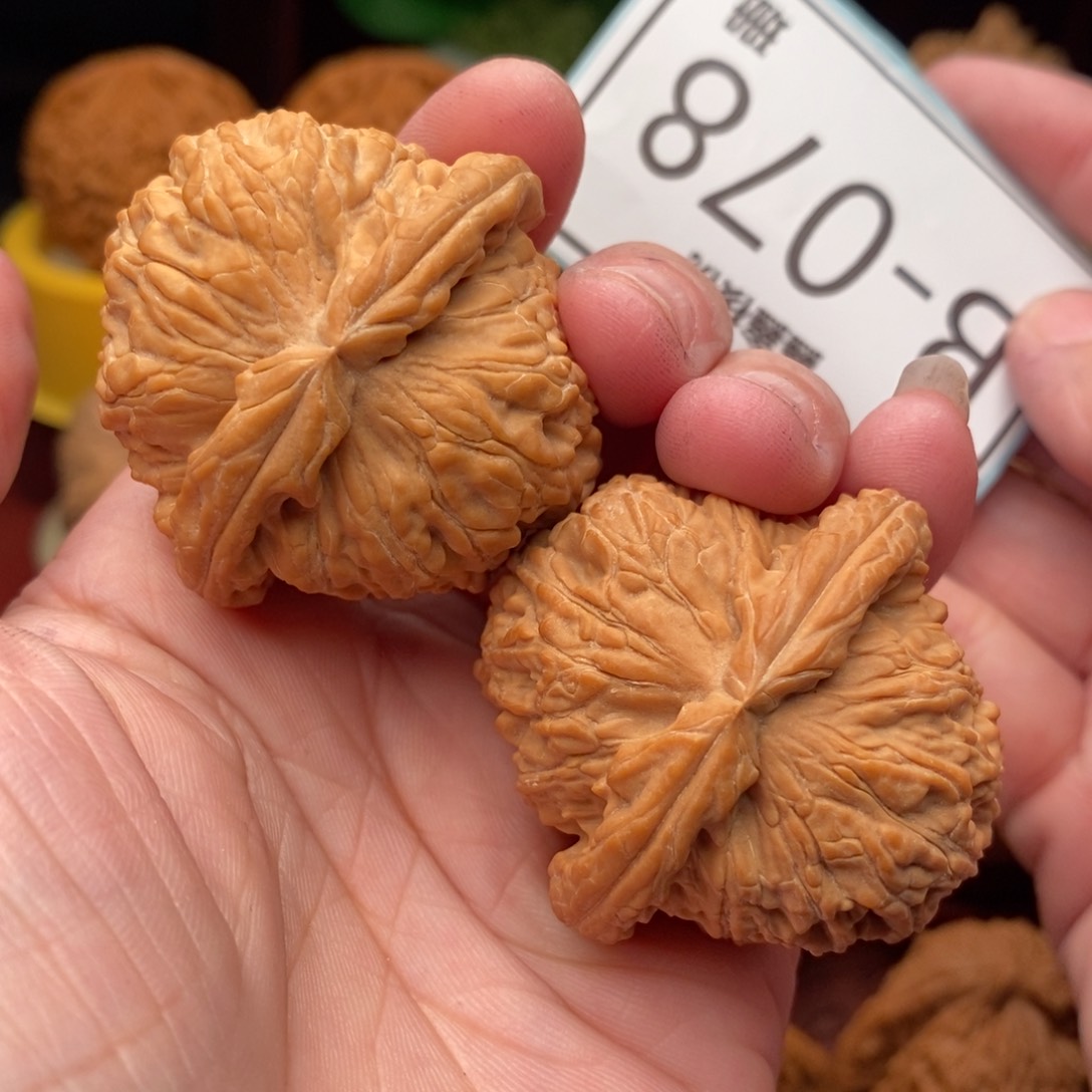 文玩核桃把件球白41