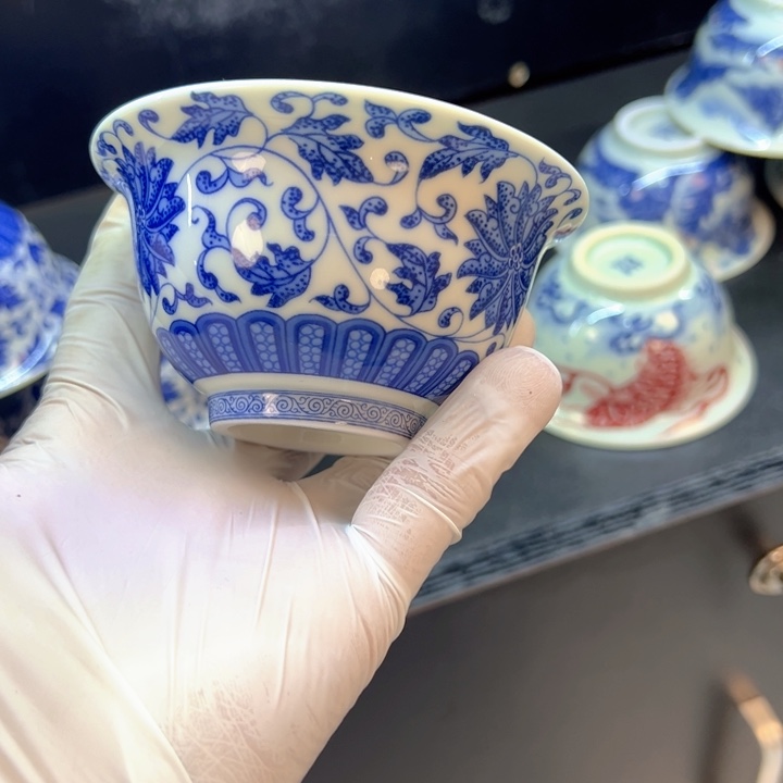 瓷片白青花缠枝莲压手杯全品