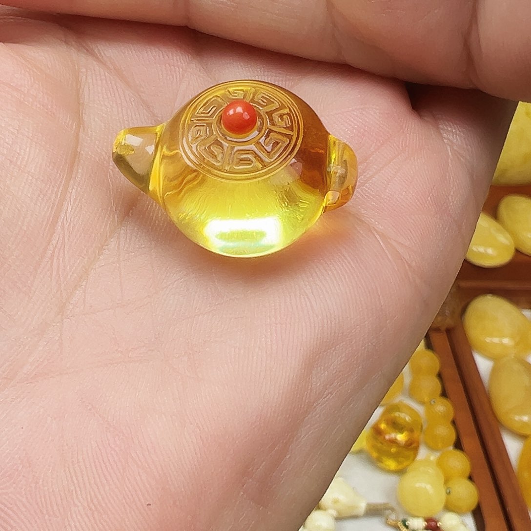 裸石琥珀未镶嵌金珀镶嵌小茶壶