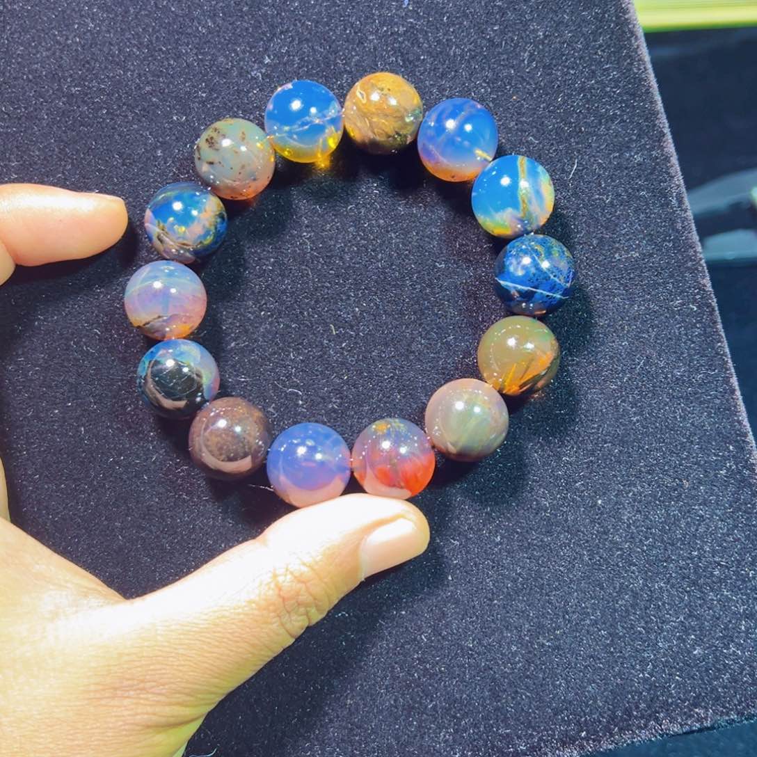 琥珀裸石未镶嵌琥珀