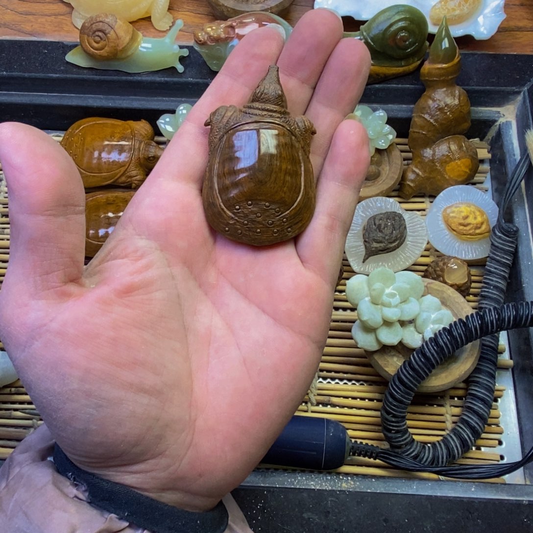 【闪购商品】砖雕老***说天然一体雕刻