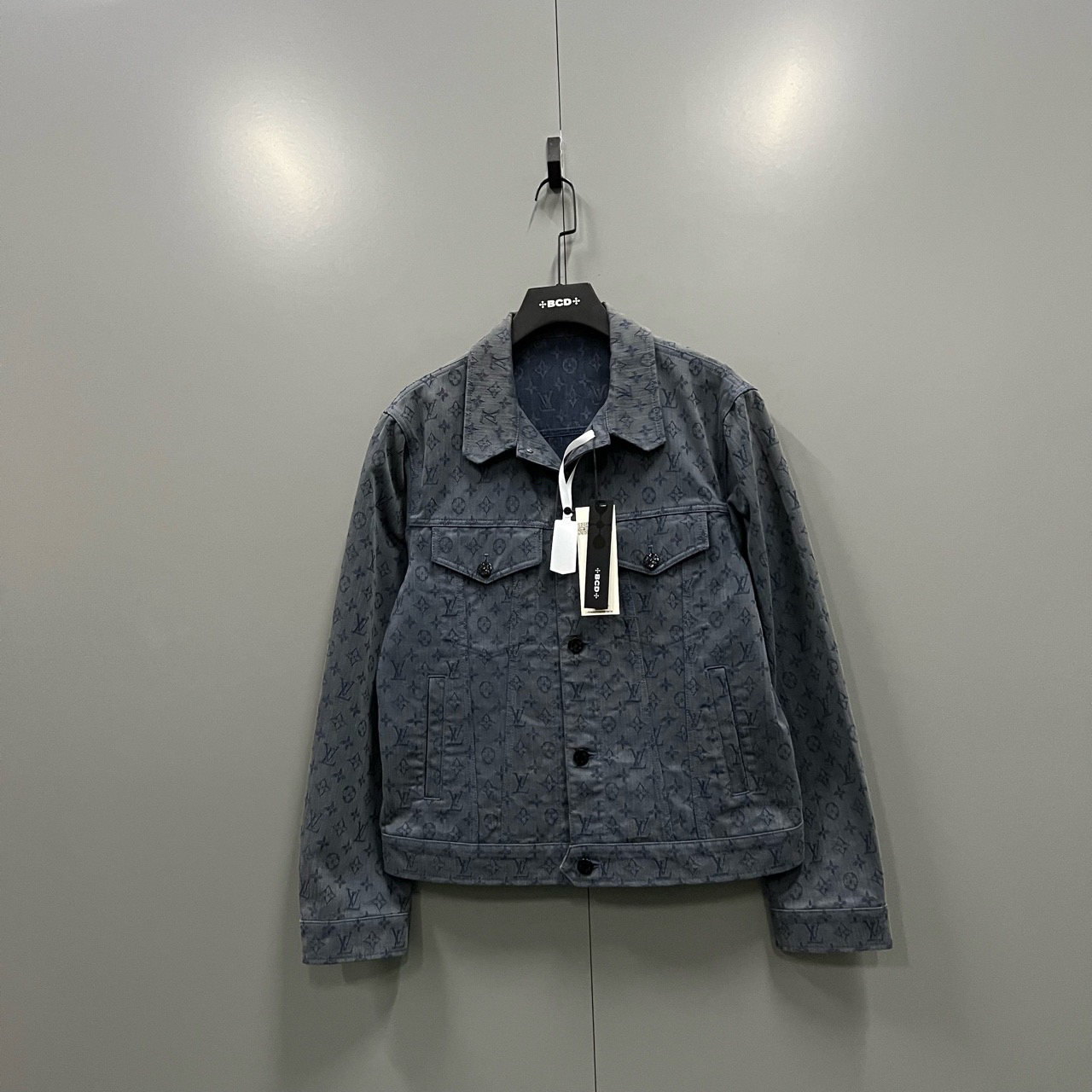 95新 LouisVuitton/路易威登 （ll）满印外套 50码/9新006948染色