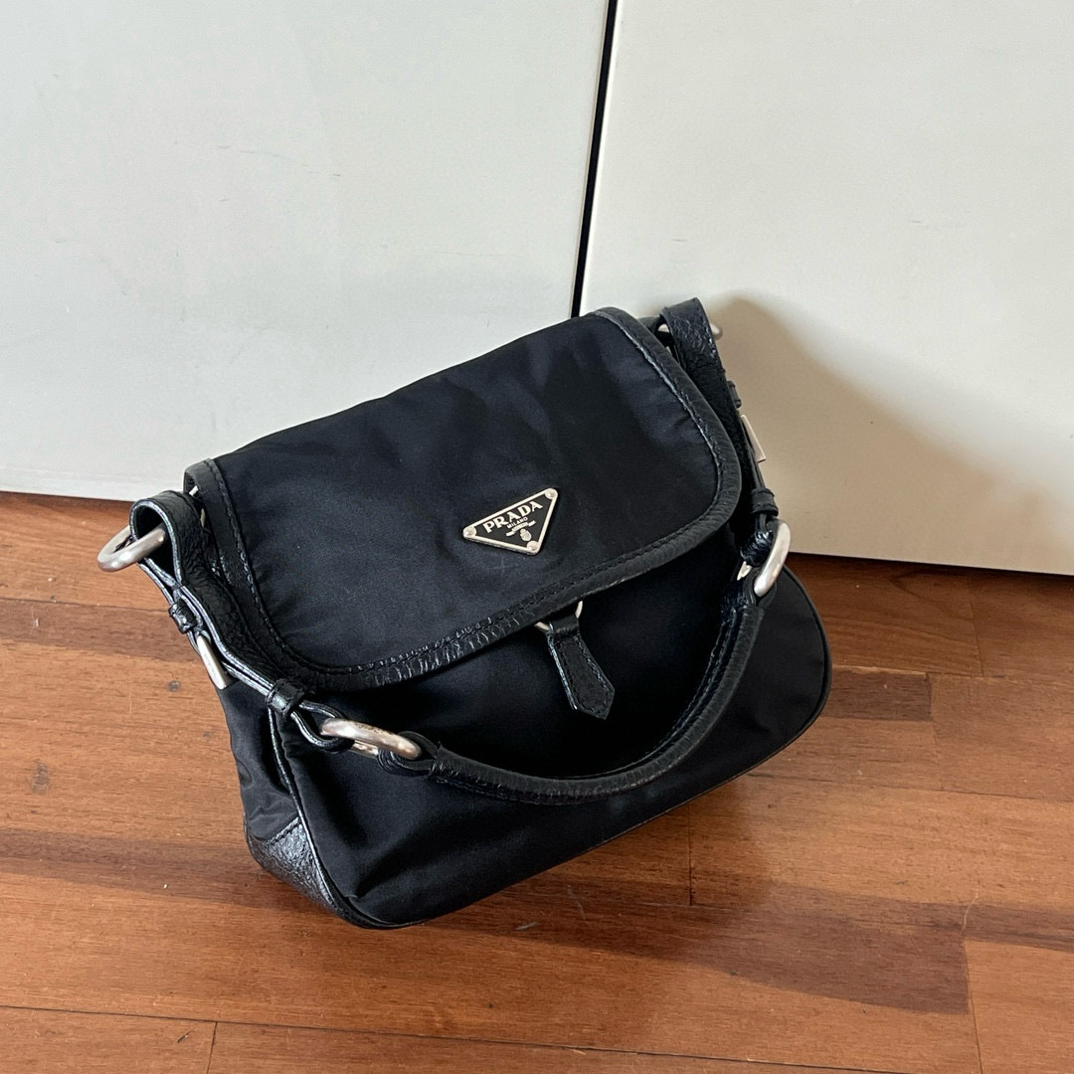 95新 Prada/普拉达 prada 尼龙邮差降落伞包QX-17778716