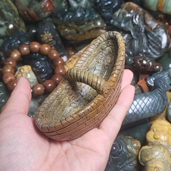 岫岩河磨玉（透闪石质玉）未镶嵌挂件