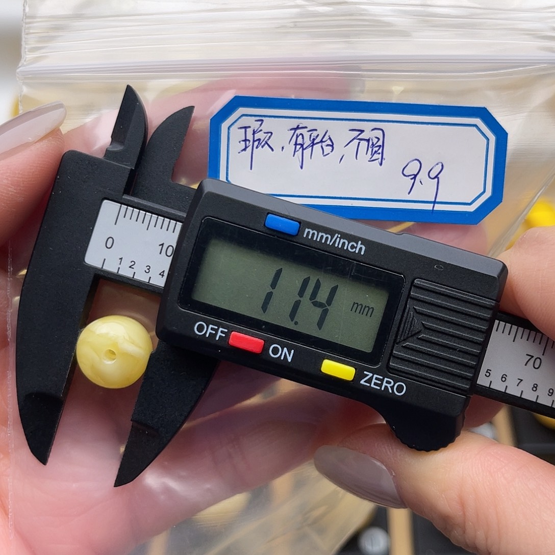 蜜蜡未镶嵌裸石蜜蜡瑕疵老型鸽