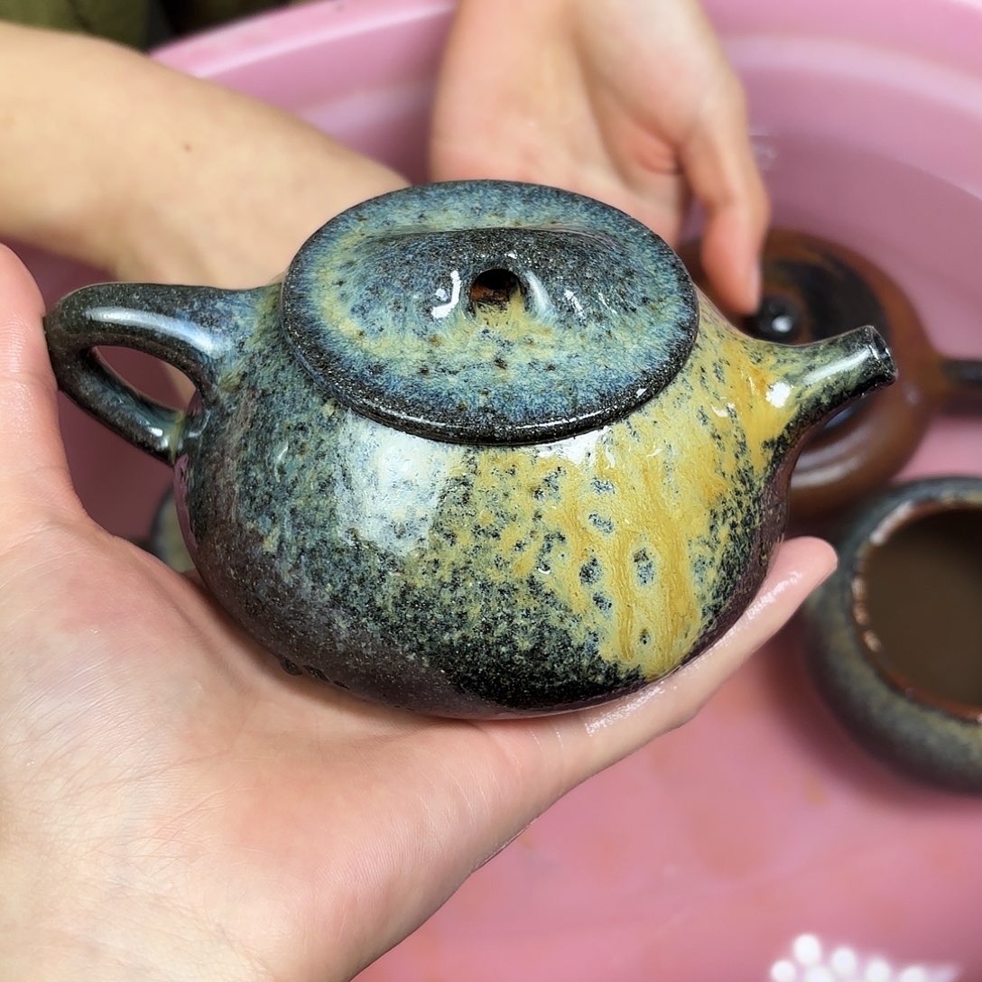 壶柴烧紫砂石瓢壶