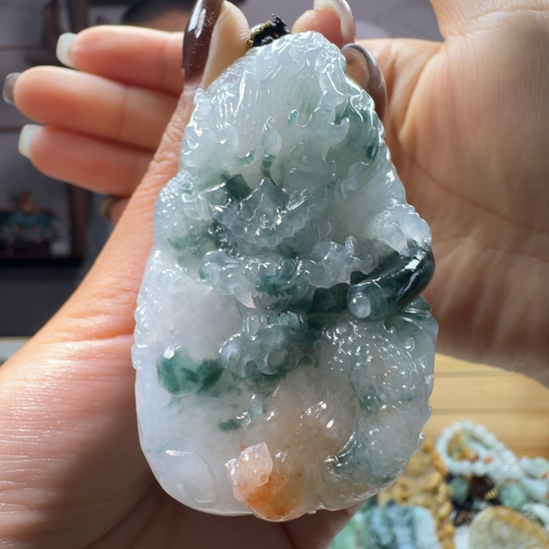 定制翡翠未镶嵌龙牌