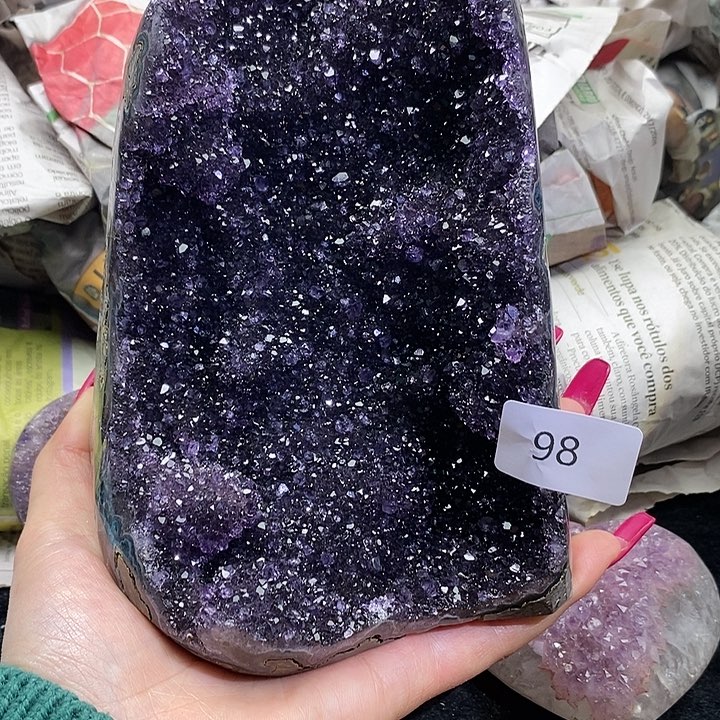 紫晶未镶嵌大型摆件（非配饰）