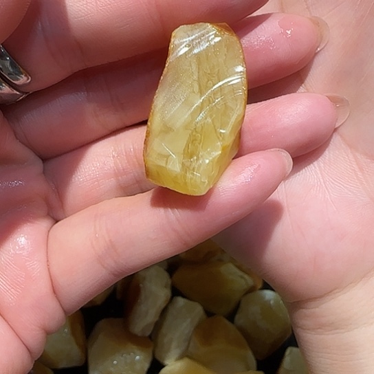 定制琥珀未镶嵌欧*蜜蜡