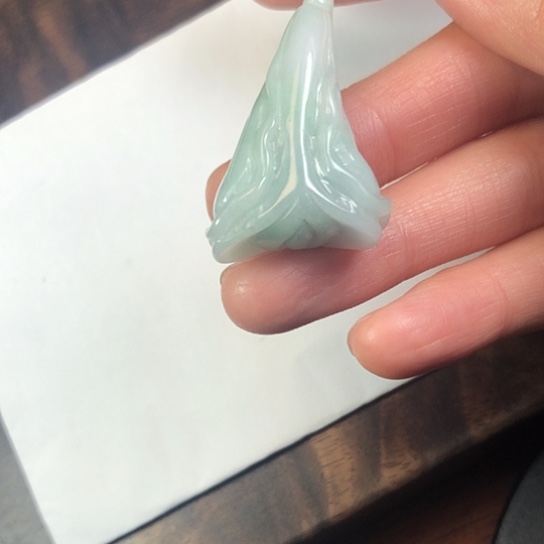 翡翠未镶嵌颈饰缅甸A货，每天下午1点半开播