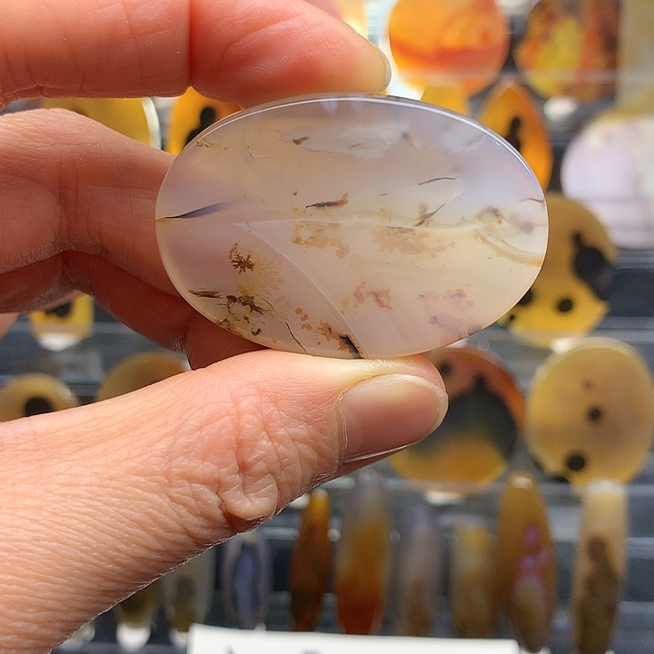 玛瑙/玉髓颈饰未镶嵌121